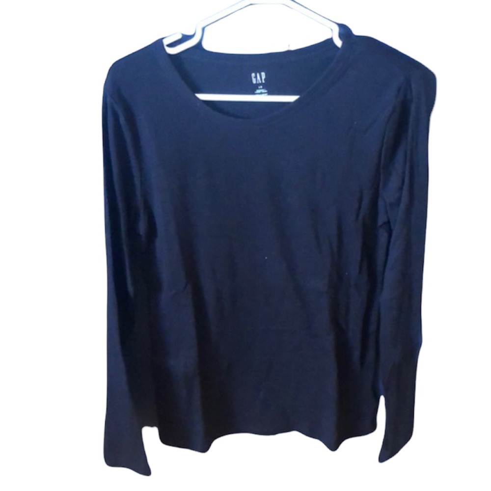 THE GAP black lightweight sweater